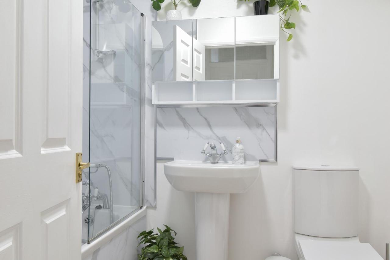 Luxury Spacious 2 Bed Apartment Shilton  Ngoại thất bức ảnh